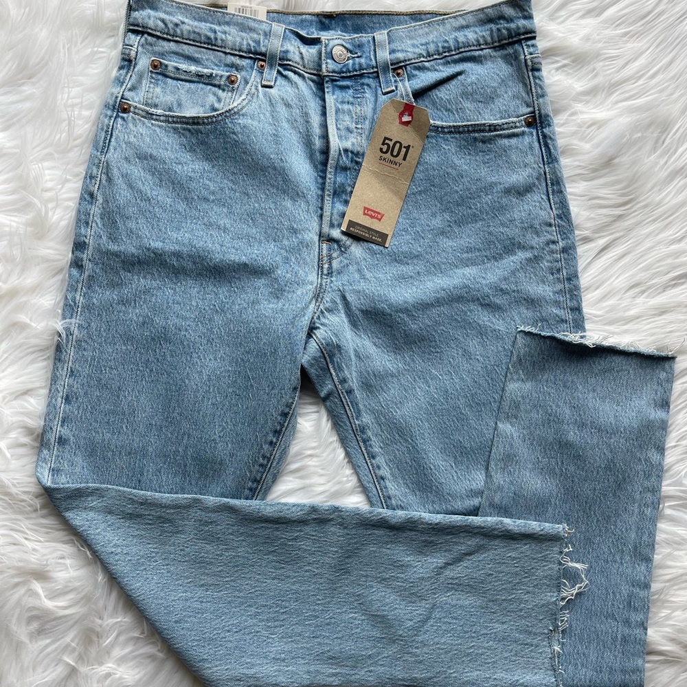 NWT 501 High-Rise Levi’s mom jeans